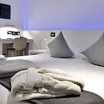 Hotel Monaco 4*