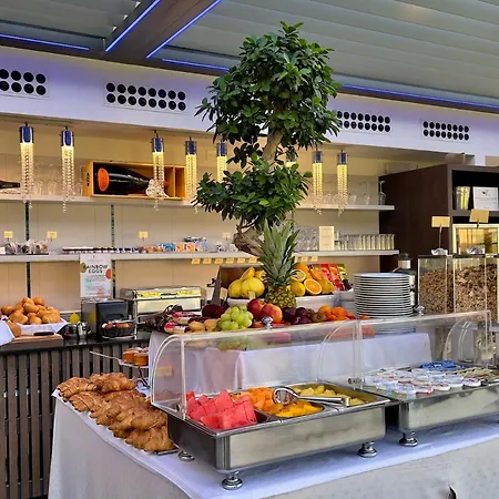 Monaco Hotel 4*