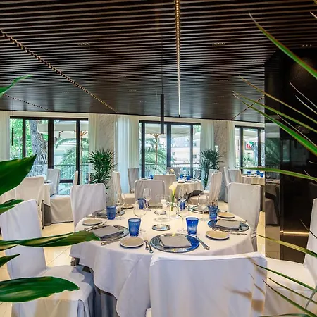 Monaco Hotel