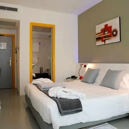 Monaco 4*