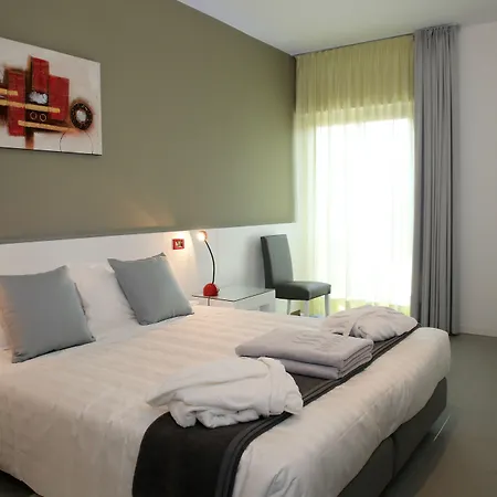 Monaco Hotel 4*